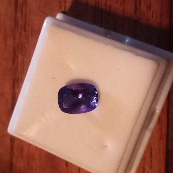 Tanzanite - Picture 8 of 8